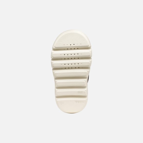 Geox vízálló téli gyerekcipő fiú B365BC-0ME22-C0450